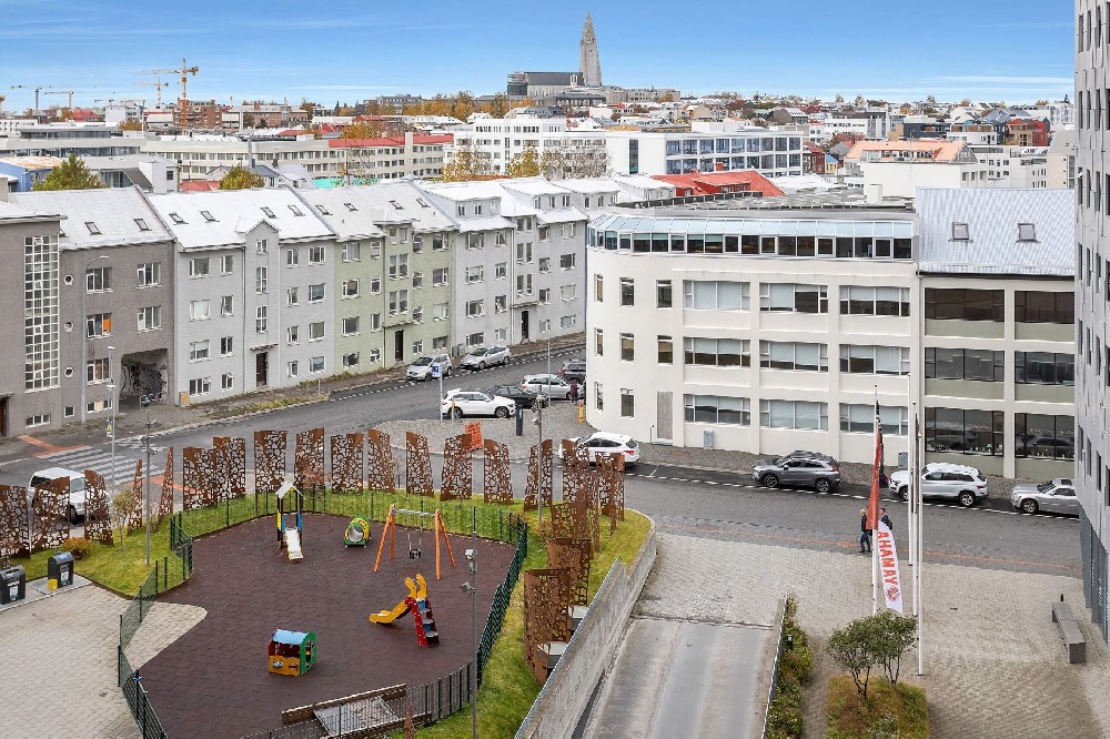 SIF Apartments